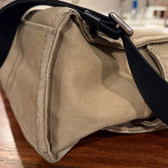 Marc Jacobs Tan Canvas Tote Bag - Picture 8 of 13